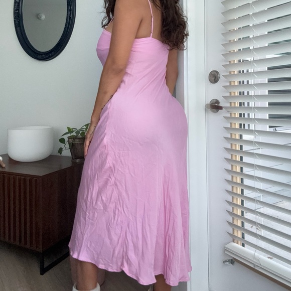 Zara Pink Midi Dress with Spaghetti Straps - Picture 4 of 6